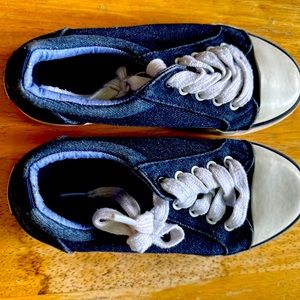 Tommy Hilfiger  shoes.  Children’s size 1